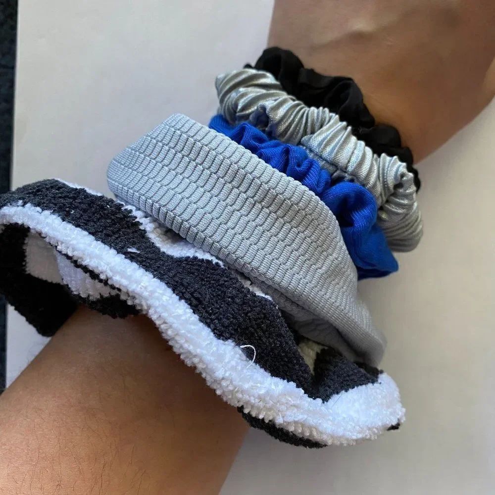 𝅺Set of 5 Scrunchies - Microfiber Gray Blue